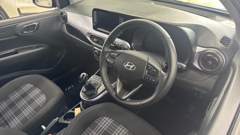 Hyundai i10 1.0 [63] Premium 5dr Auto [Nav] Petrol Hatchback